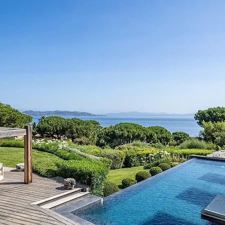 Before Making A Reservation Request Please Read My Host Profile At Bottom Of Page # Private Villa With Pool # Антиб