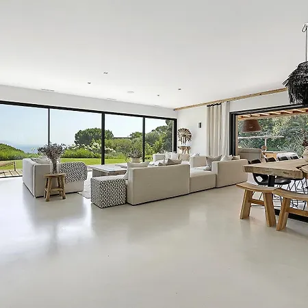 Before Making A Reservation Request Please Read My Host Profile At Bottom Of Page # Private Villa With Pool # Apartment